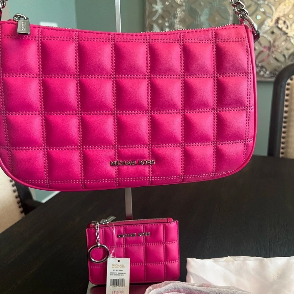 NWT Michael Kors Carmela Medium Crossbody/Shoulder Bag with Matching Cardholder